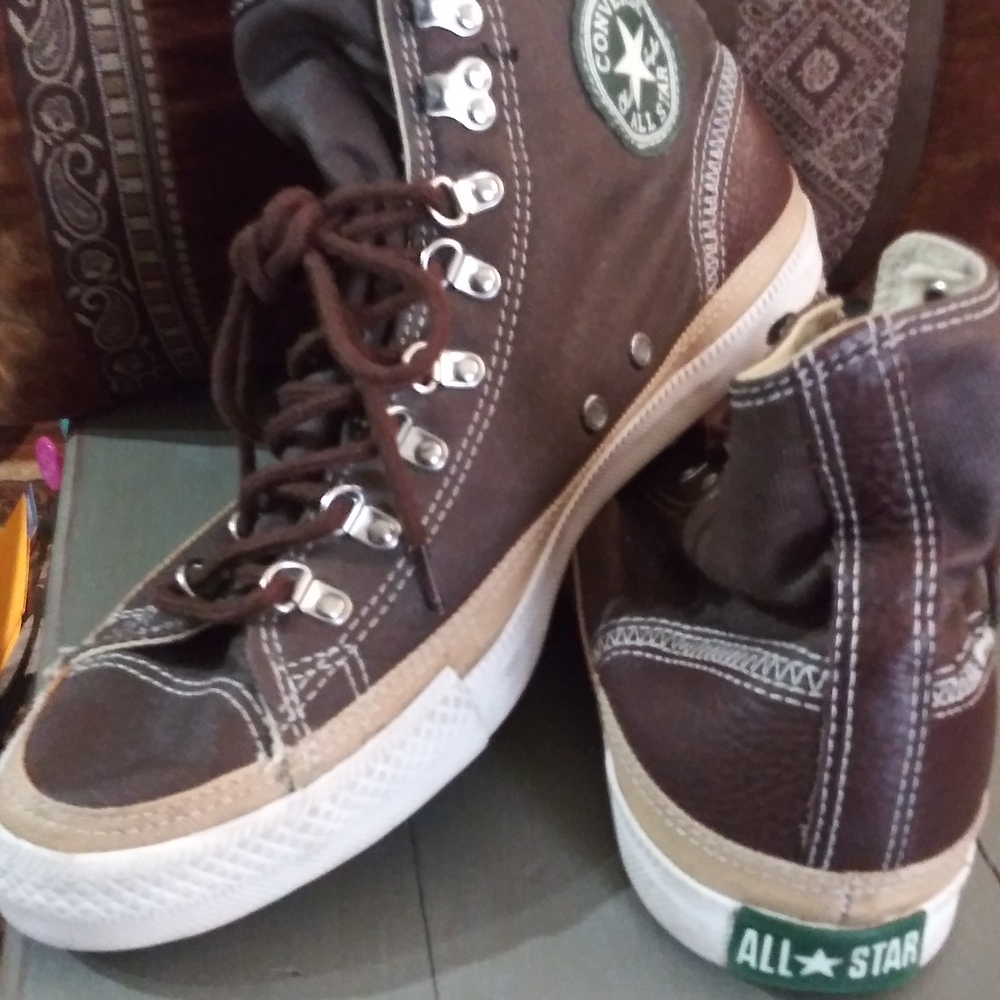 Unisex Converse Chuck Taylor All-Star High TopsConverse Brown High-Top Sneakers